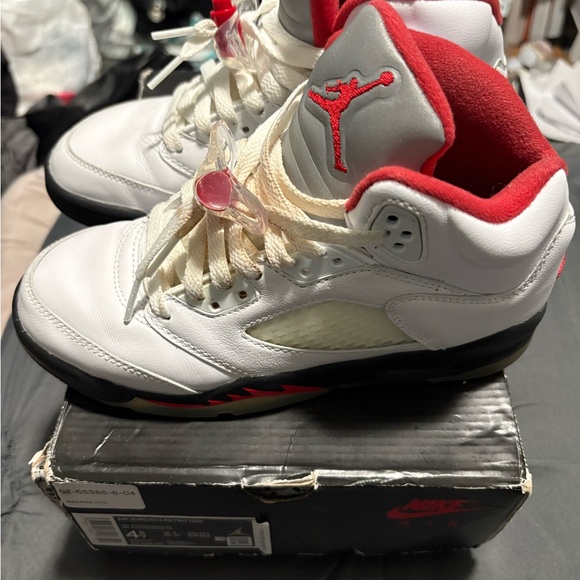Nike air jordan 5 fire red white sneakers - Picture 3 of 8